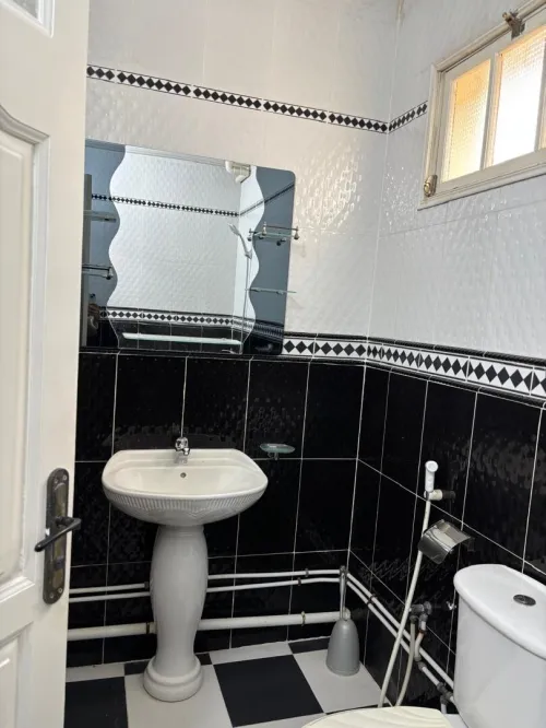 Location Appartement Niveau de villa F4 Alger Birkhadem