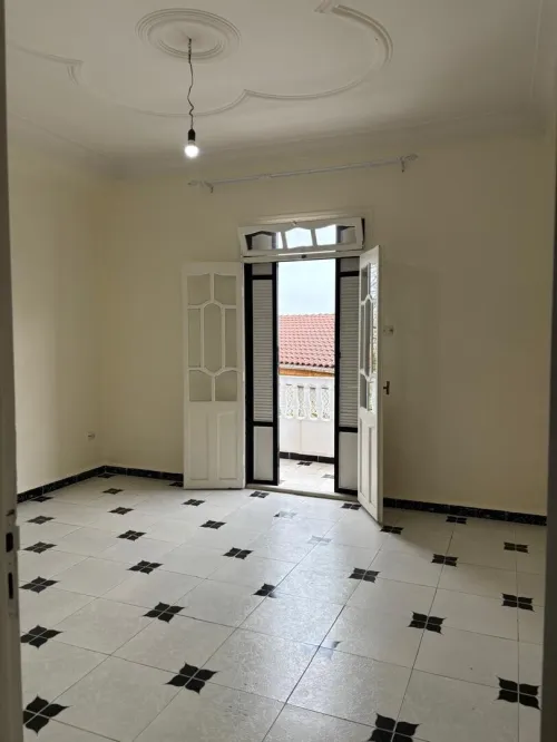 Location Appartement Niveau de villa F4 Alger Birkhadem