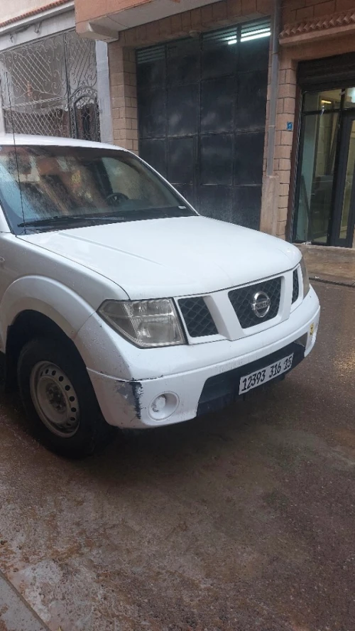 Nissan D40 2016 