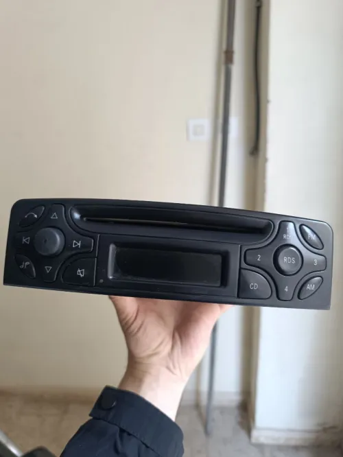 Autoradio d'origine mercedes w 203