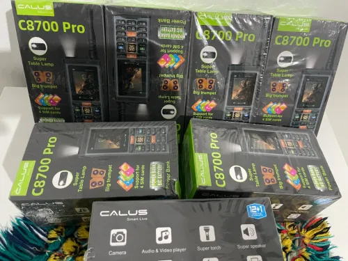 هاتف الدبابة بطارية ضخمة و شبكة قوية في المناطق المعزولة Telephone C8700pro C8700
