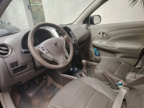 Nissan Sunny 2015 Toute options