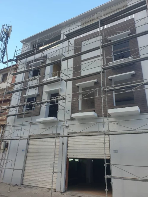 Revêtement façade en bois composite 