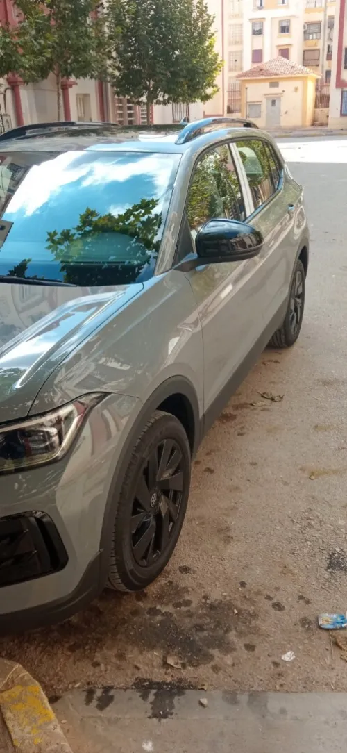 Volkswagen Tahru 2025 
