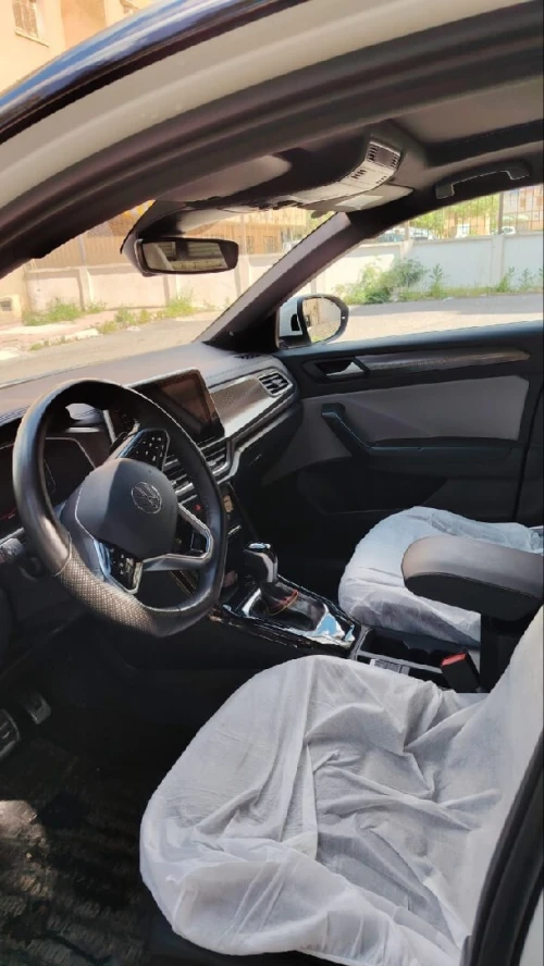Volkswagen T-Roc 2024 
