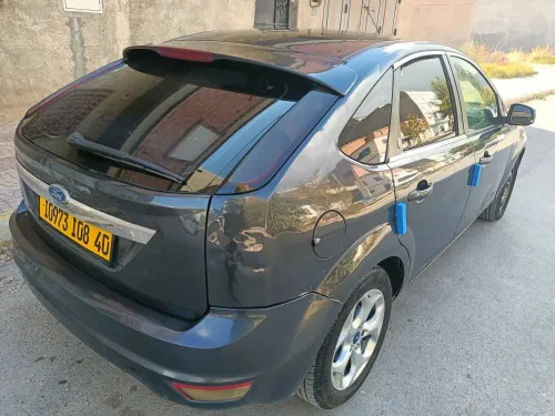 Ford Focus 4 portes 2008 Focus 4 portes