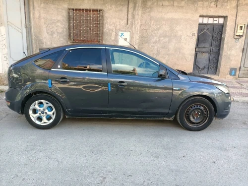 Ford Focus 4 portes 2008 Focus 4 portes