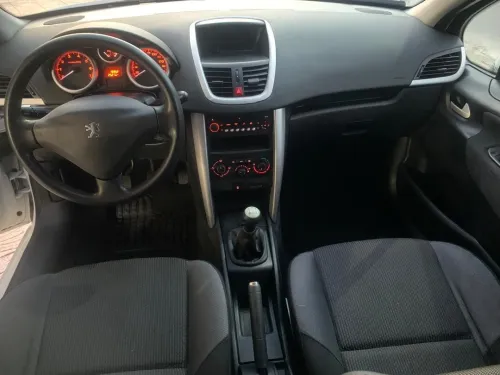 Peugeot 207 2013 207