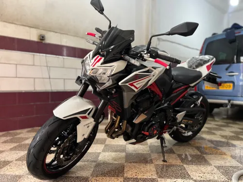 Kawasaki Z900 2022