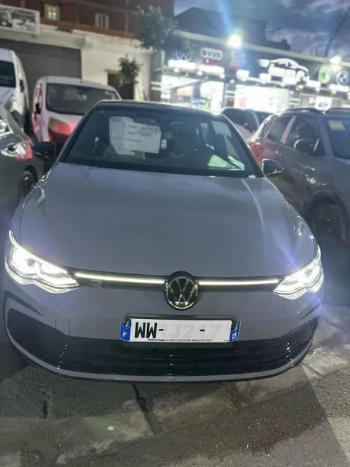 Volkswagen Golf 8 2025 R-Line