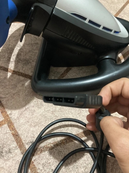 Volant pour ps2 à vendre 