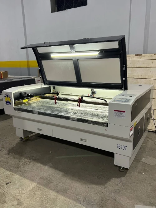 Cnc laser مشينة ليزر