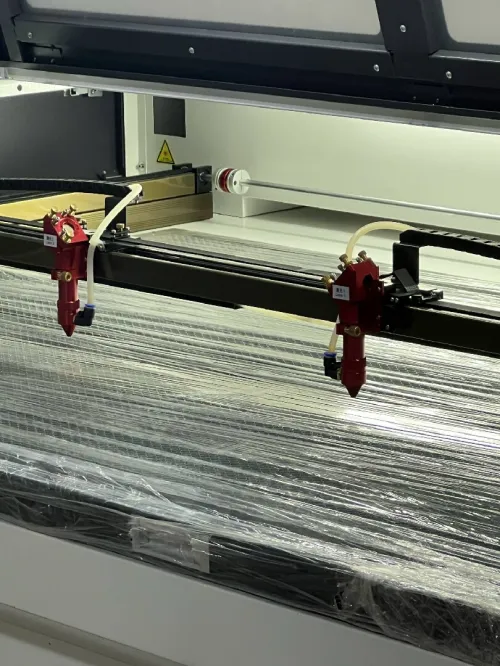 Cnc laser مشينة ليزر