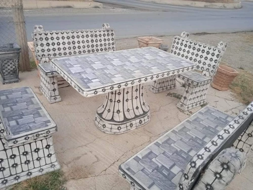 Tables et Fontaines de décoration 