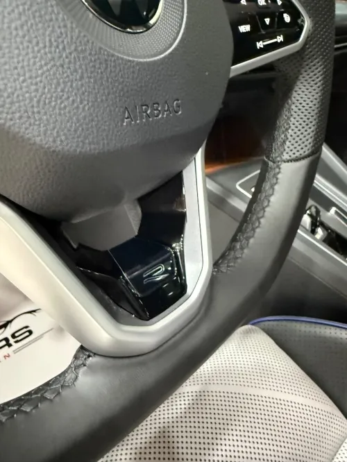 Volkswagen Golf 8,5 full option 2026 R-LINE / BLACK ÉDITION