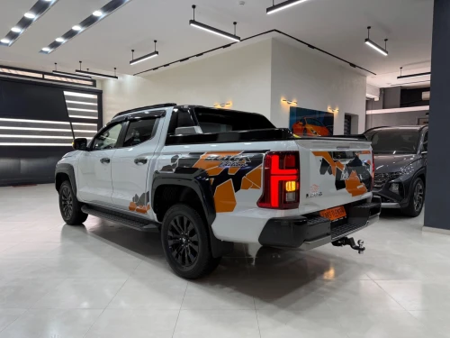 Mitsubishi L200 FULL OPTION 2026 BLACK ÉDITION