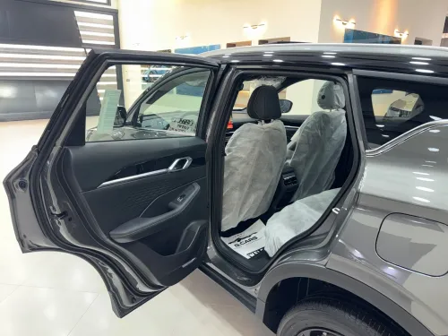 Geely Coolray 2026 Gif+