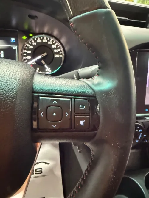 Toyota Revo  2025 HILUX FULL OPTION 4*4
