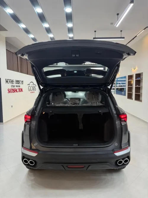 Geely Coolray 2026 Gif+