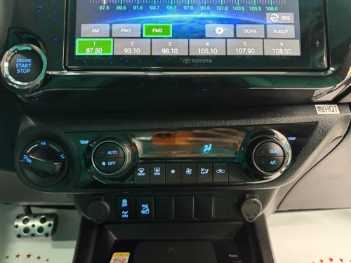 Toyota HILUX 4*4 2025 Gr sport / full option