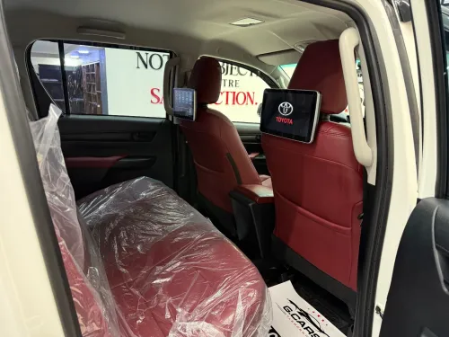 Toyota Revo  2025 HILUX FULL OPTION 4*4