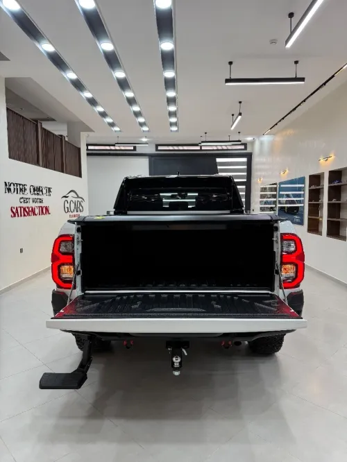 Toyota HILUX 4*4 2025 GR SPORT /FULL OPTION