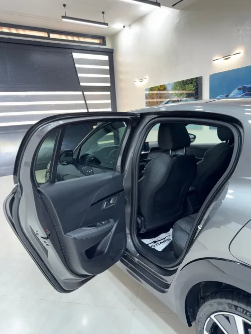 Peugeot 208 2024 GT