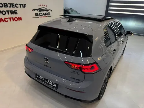 Volkswagen Golf 8.5 / full option 2026 R-LINE
