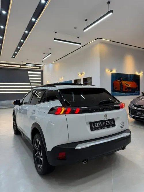 Peugeot 2008 2025 Allure Pack