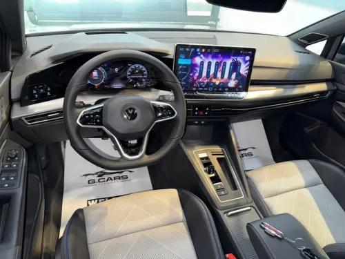 Volkswagen Golf 8.5 / full option 2026 R-LINE