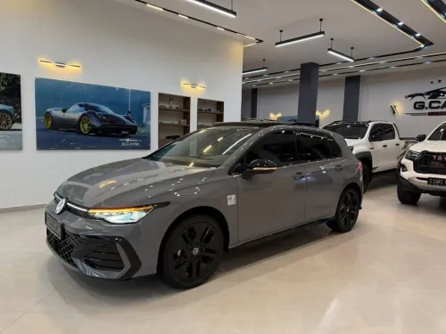 Volkswagen Golf 8.5 / full option 2026 R-LINE