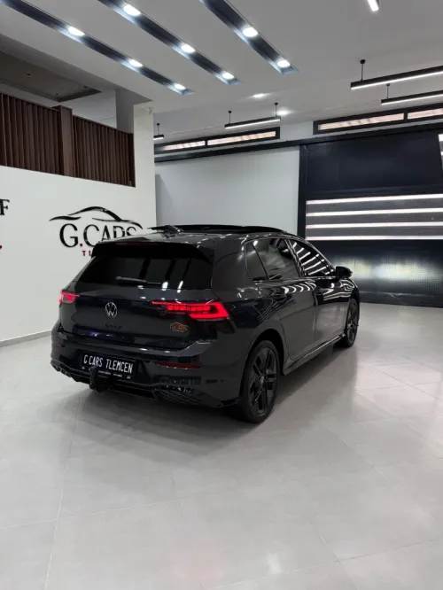 Volkswagen Golf 8,5 full option 2026 R-LINE / BLACK ÉDITION