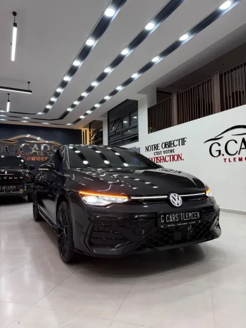 Volkswagen Golf 8,5 full option 2026 R-LINE / BLACK ÉDITION