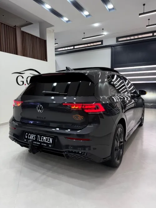 Volkswagen Golf 8,5 full option 2026 R-LINE / BLACK ÉDITION