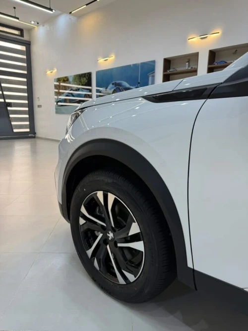 Peugeot 2008 2025 Allure Pack