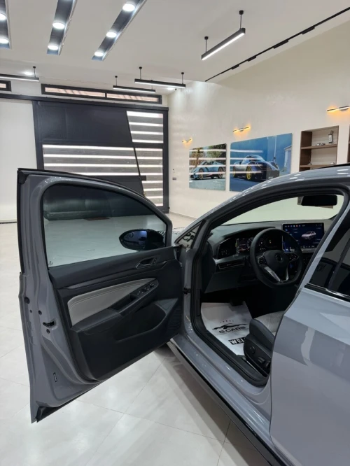 Volkswagen Golf8.5 full option 2026 R-line