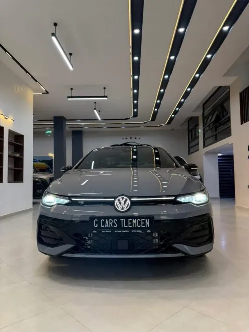 Volkswagen Golf 8.5 / full option 2026 R-LINE