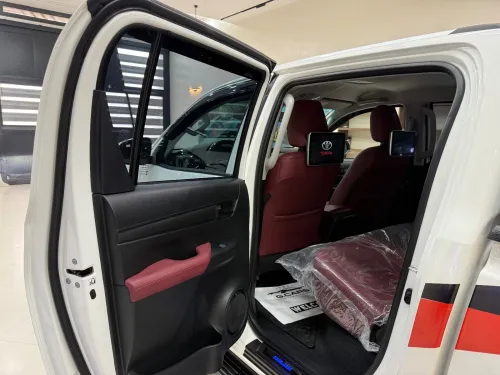 Toyota Revo  2025 HILUX FULL OPTION 4*4