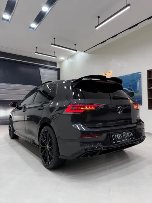 Volkswagen Golf 8,5 full option 2026 R-LINE / BLACK ÉDITION