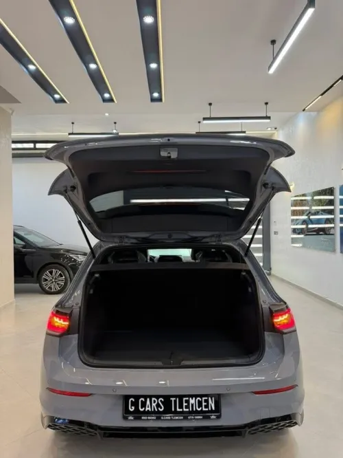 Volkswagen Golf 8.5 / full option 2026 R-LINE
