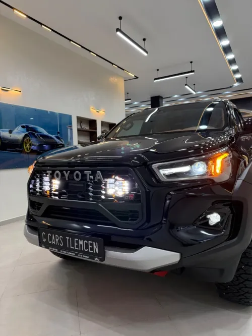 Toyota HILUX GR SPORT VIP 2026 RALLY EDITION