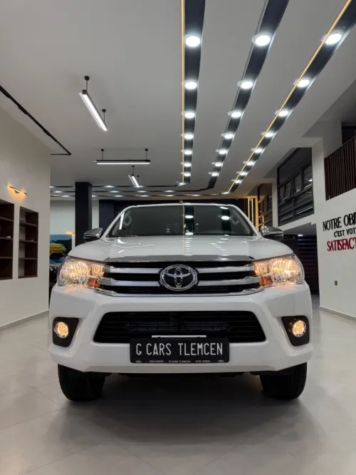 Toyota HILUX 2025 Dlx