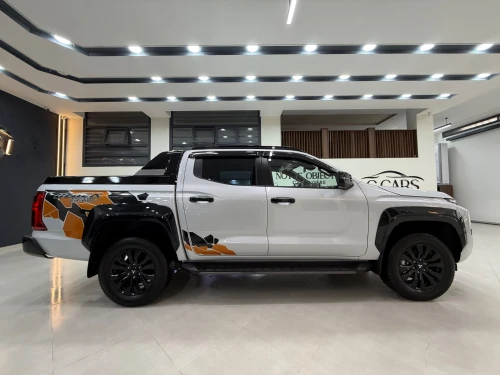 Mitsubishi L200 FULL OPTION 2026 BLACK ÉDITION