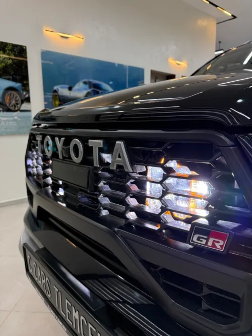 Toyota HILUX GR SPORT VIP 2026 RALLY EDITION