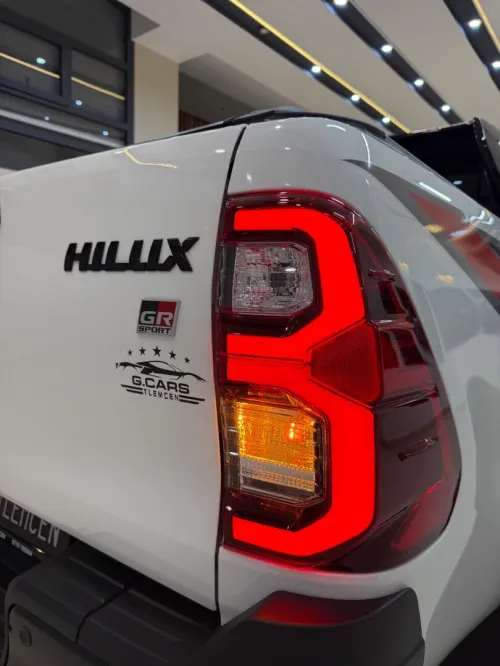 Toyota HILUX 4*4 FULL OPTION 2025 Gr sport vip