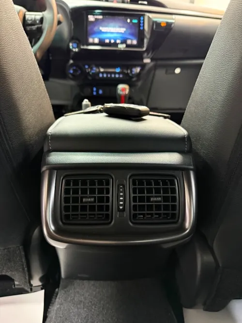 Toyota HILUX 4*4 2025 GR SPORT /FULL OPTION