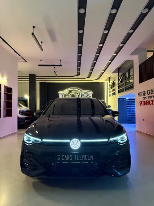 Volkswagen Golf 8,5 full option 2026 R-LINE / BLACK ÉDITION