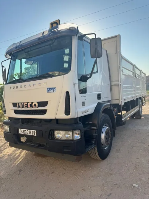 Iveco Euro cargo 180e28 2015