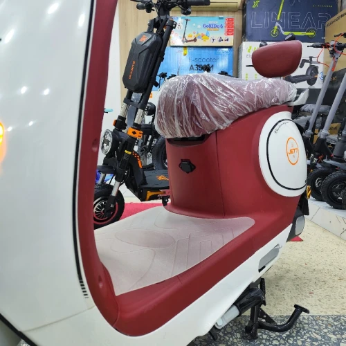 Moto Électrique NIU JET 7 i Affaire a pas Rater!