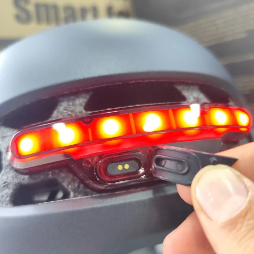 Casque Smart pour Moto Trottinette  Velo Électrique i Prix Choc!
